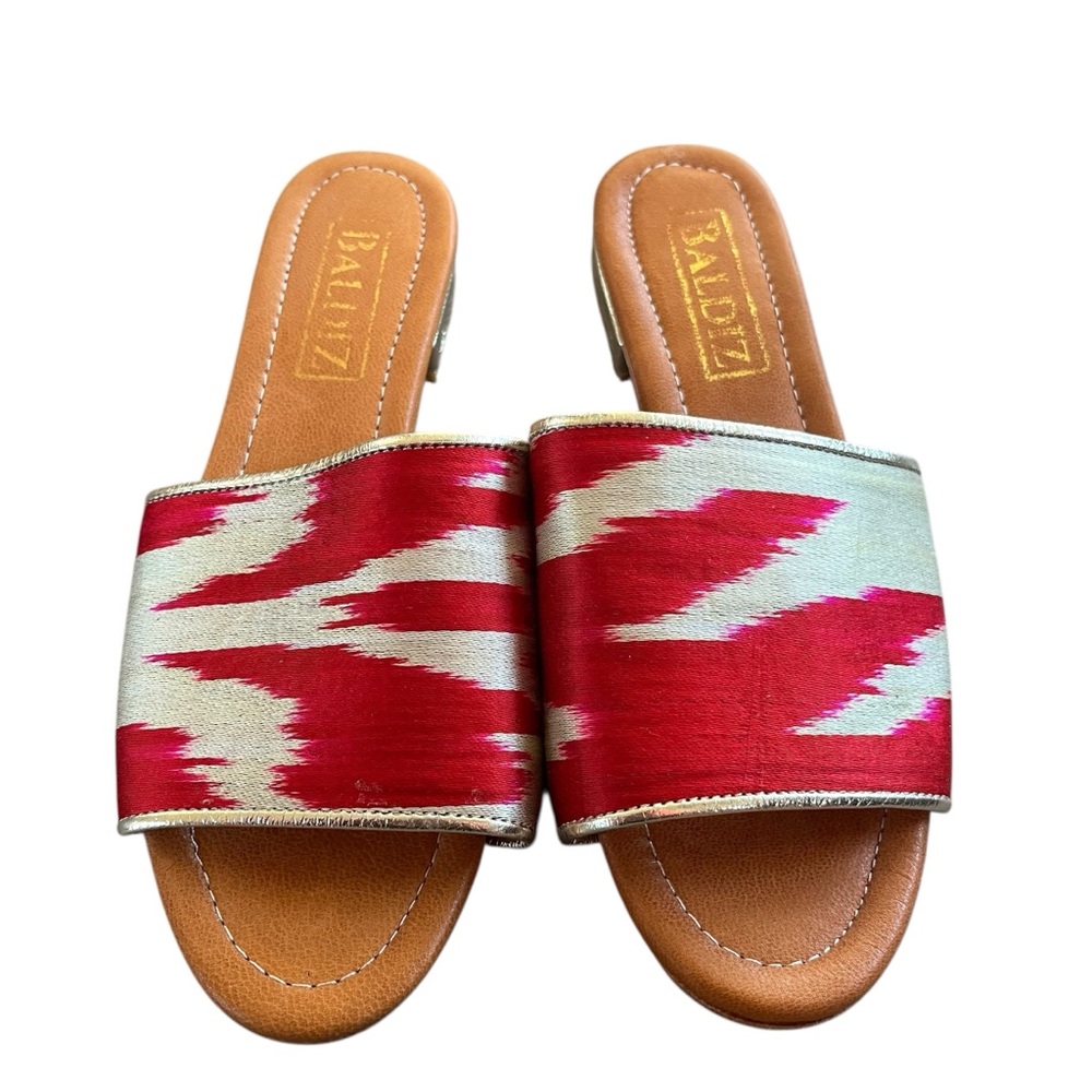 Baldiz Boho Magenta & Metallic Gold Ikat Silk Slide Sandals Size 37 (7 US) EUC - Picture 2 of 8